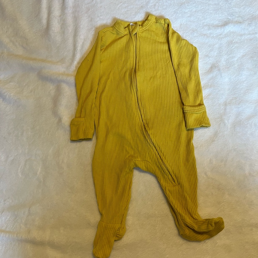 Old Navy Ribbed Footie Pajamas